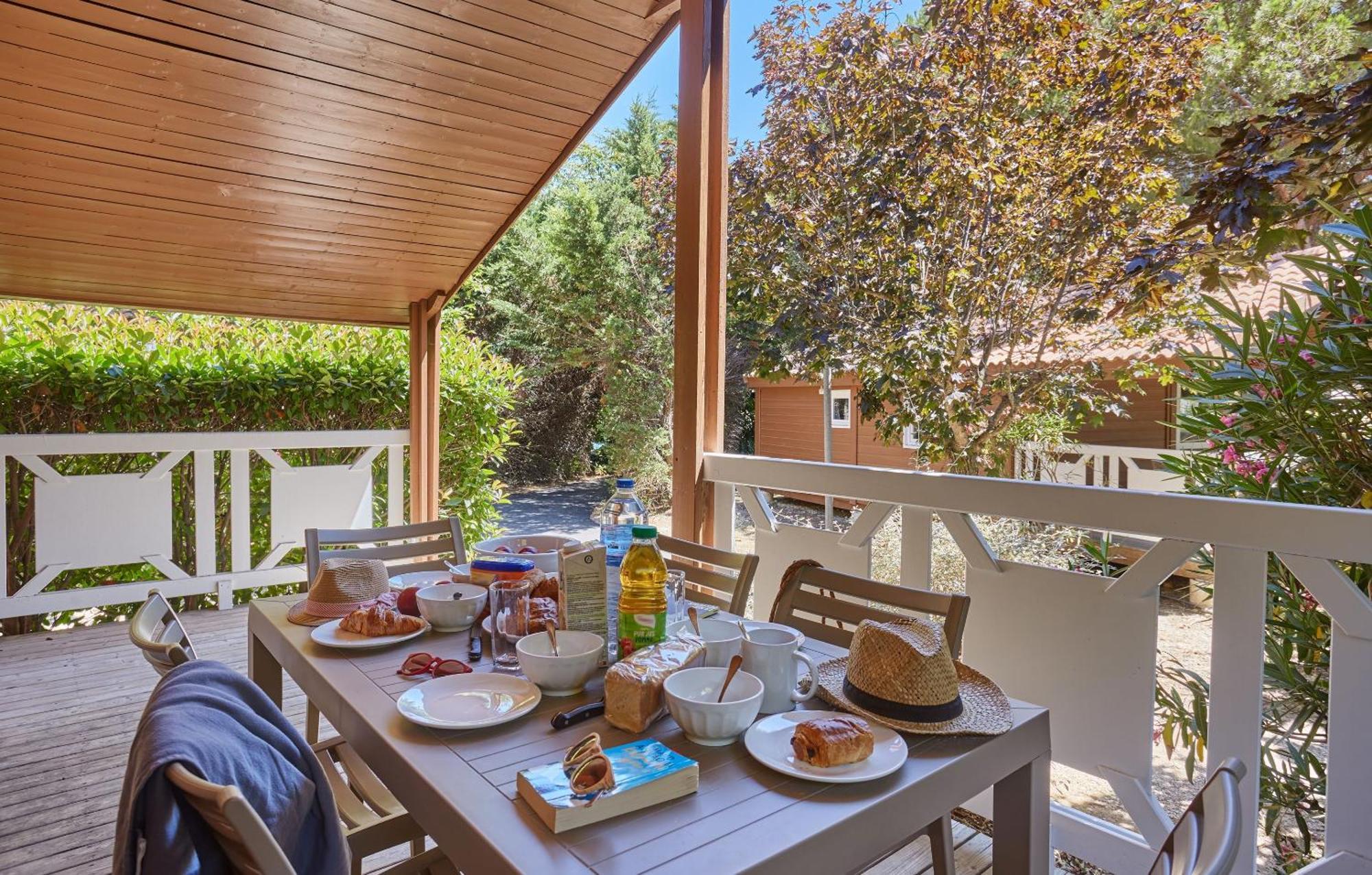 Residence Odalys Shangri-La Carnoux-en-Provence Exteriör bild